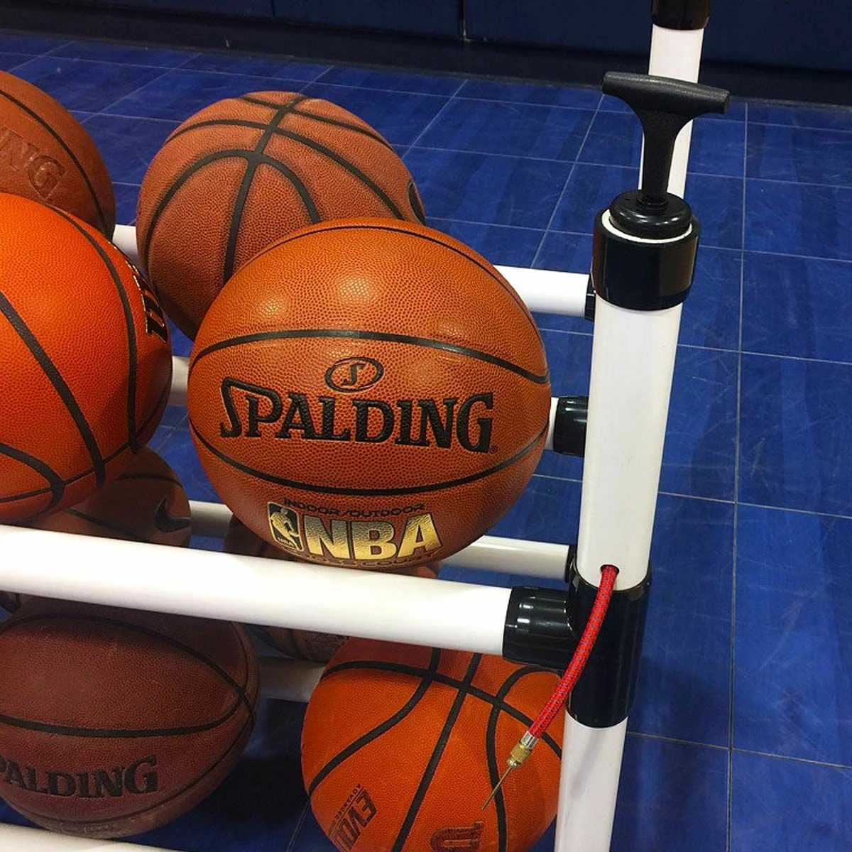 Power Dribble 20 Ball Cart Rack w/ Built-In Pump 2 Power Dribble 20 Ball Cart Rack w/ Built-In Pump - Image 2